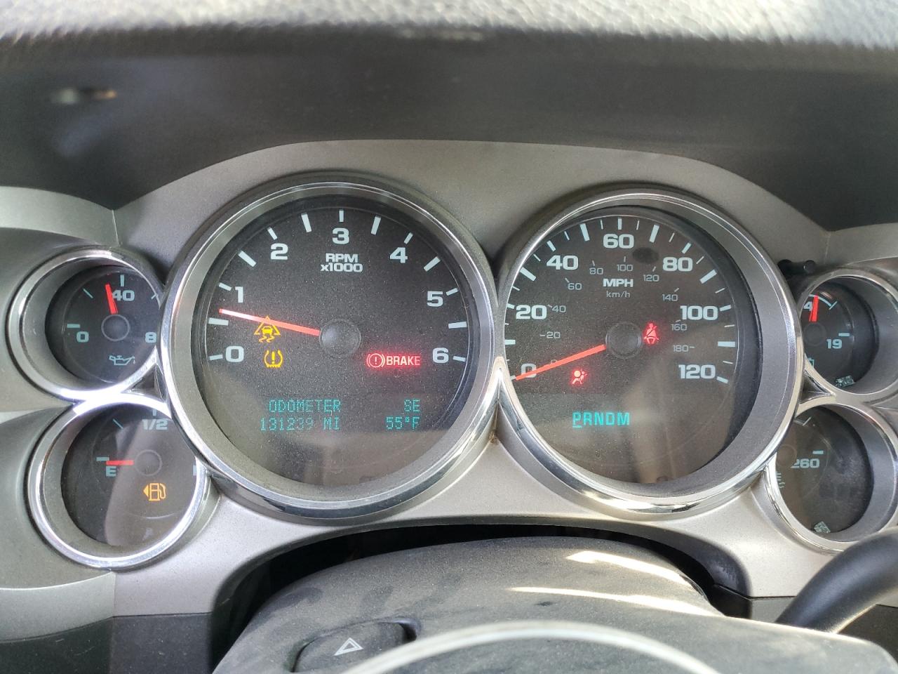 2011 Chevrolet Silverado C1500 Lt VIN: 3GCPCSE02BG205621 Lot: 64681995
