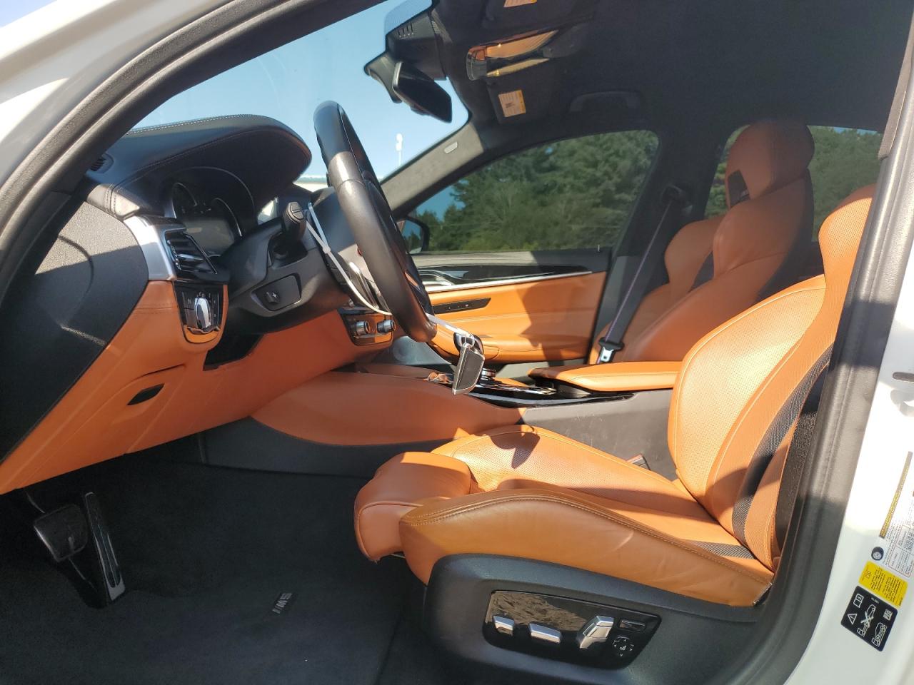 WBSJF0C50KB285289 2019 BMW M5