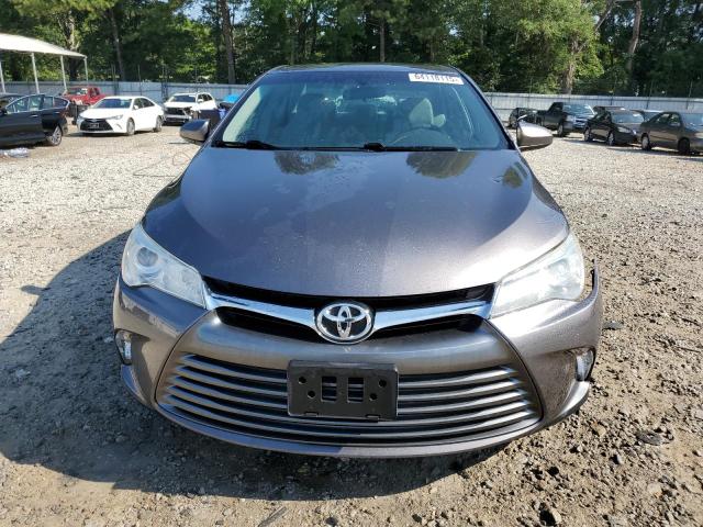  TOYOTA CAMRY 2017 Серый