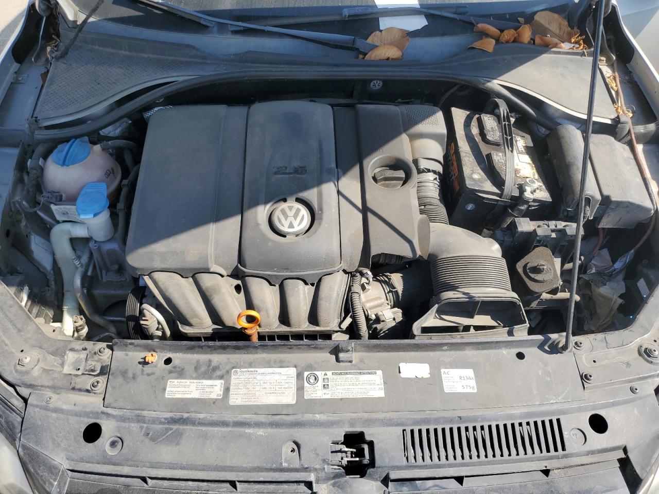 2013 Volkswagen Passat Se VIN: 1VWBP7A33DC084211 Lot: 64678095