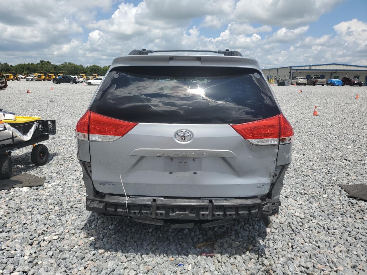 2012 Toyota Sienna Le VIN: 5TDKK3DC6CS190493 Lot: 65000345
