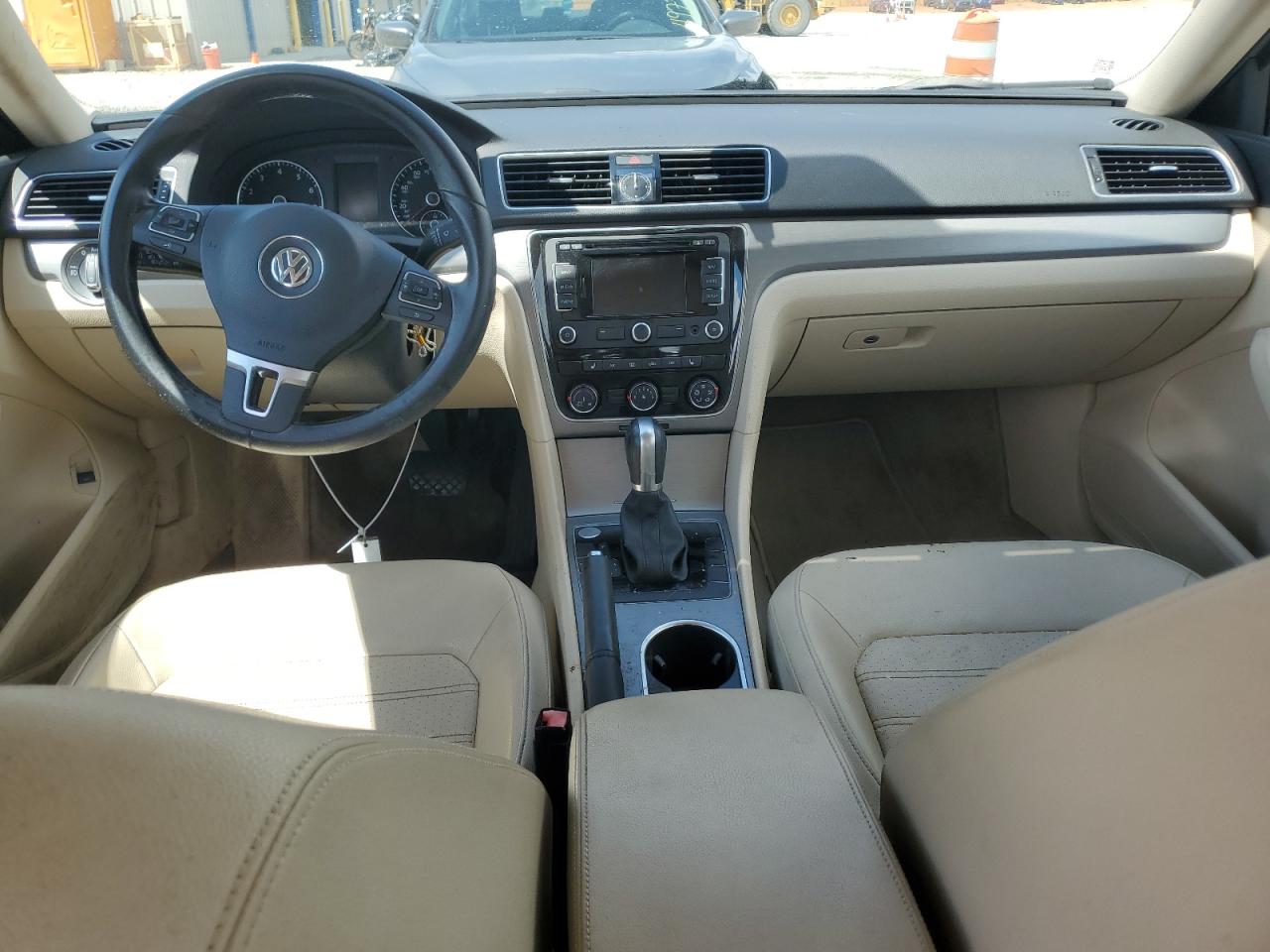 2015 Volkswagen Passat Se VIN: 1VWBT7A35FC020332 Lot: 65147645