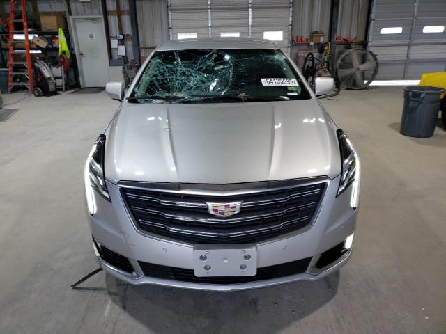 CADILLAC XTS 2018 Silver