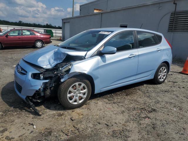 Hatchbacks HYUNDAI ACCENT 2014 Granatowy