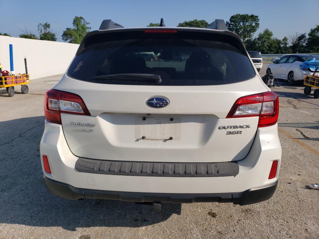 2016 Subaru Outback 3.6R Limited VIN: 4S4BSENC8G3280922 Lot: 65066975