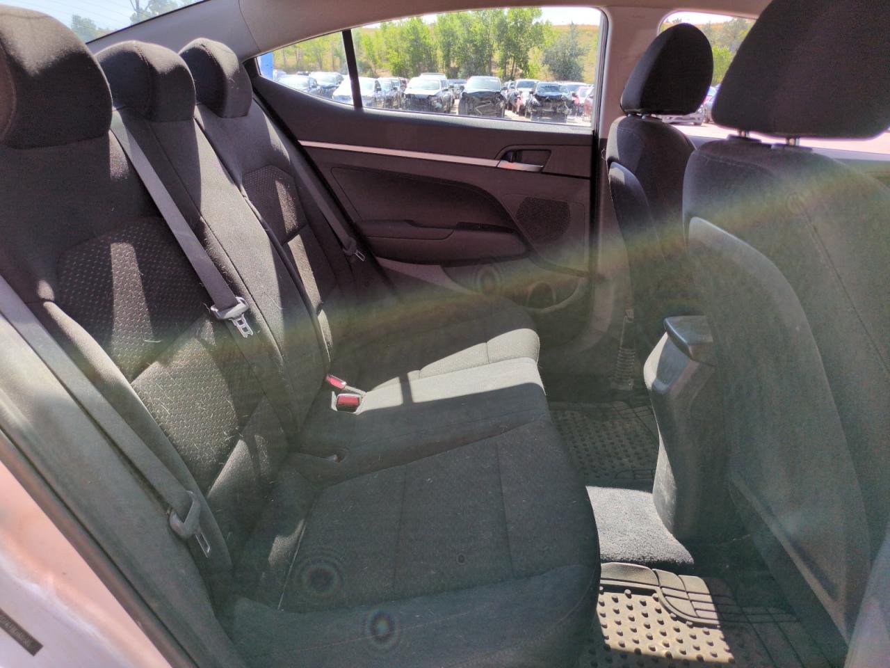 2019 Hyundai Elantra Se VIN: 5NPD74LF8KH489385 Lot: 64761175