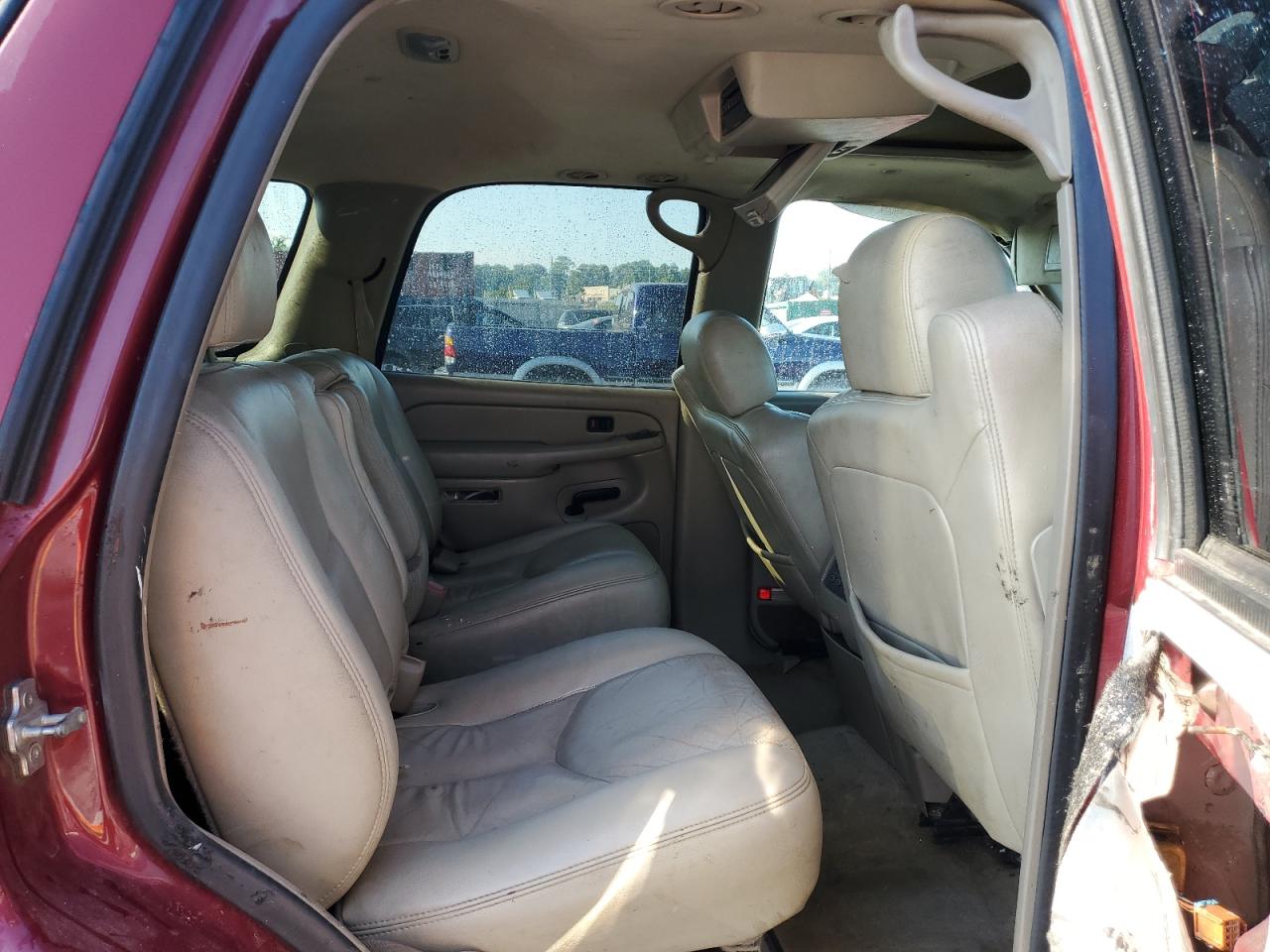 2004 Chevrolet Tahoe C1500 VIN: 1GNEC13ZX4J318857 Lot: 62953315
