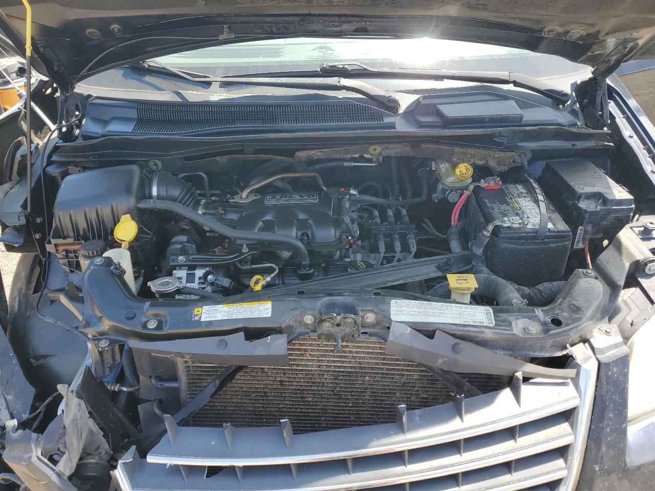 2010 Chrysler Town & Country Lx VIN: 2A4RR2D17AR334118 Lot: 65008425