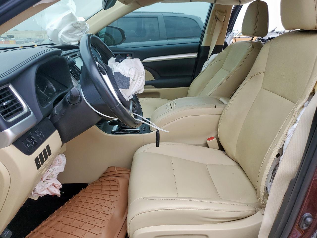 2019 Toyota Highlander Se VIN: 5TDJZRFH0KS999540 Lot: 65263255