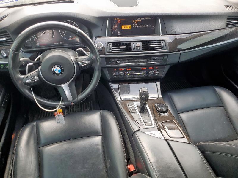  BMW 5 SERIES 2016 Белы