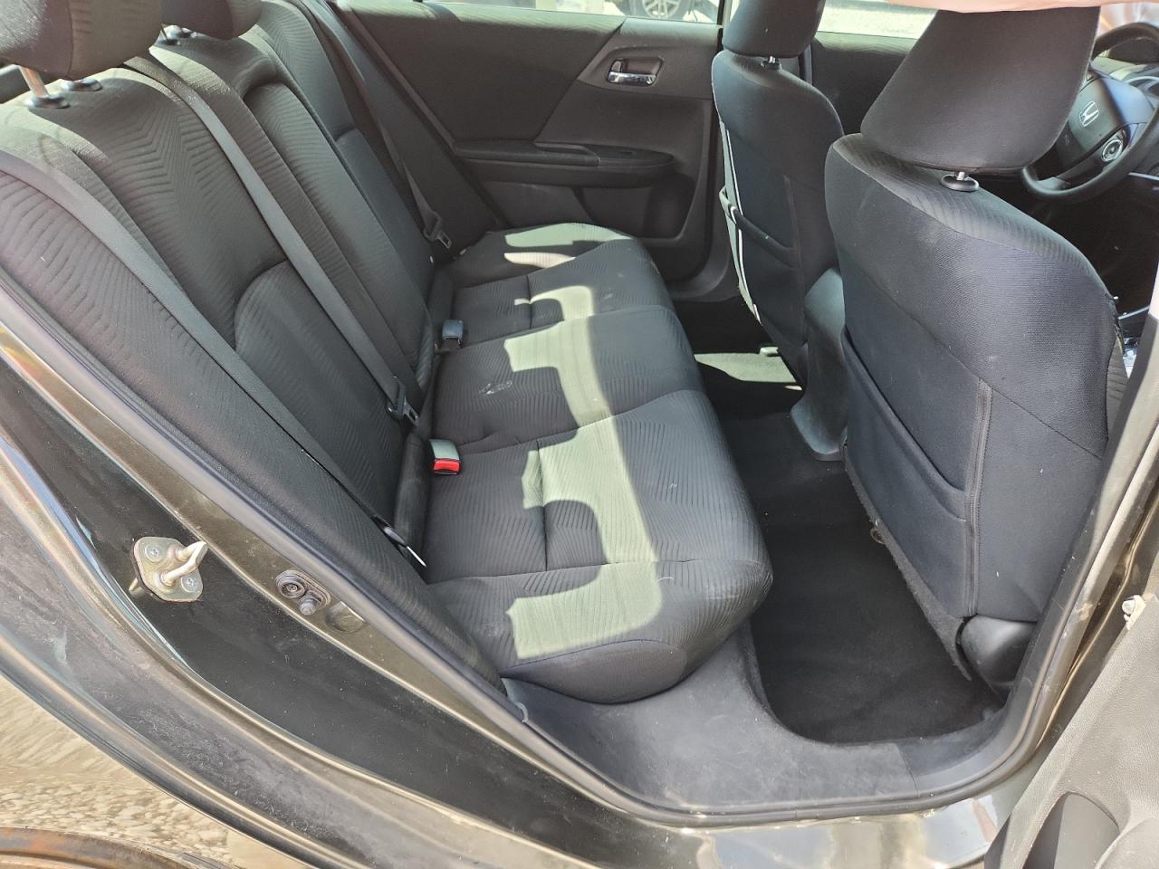 2015 Honda Accord Lx VIN: 1HGCR2F32FA053500 Lot: 64974135