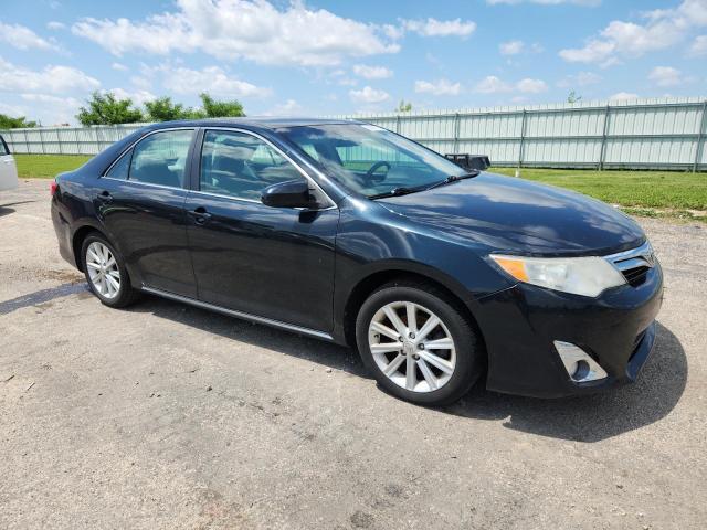 Sedans TOYOTA CAMRY 2012 Granatowy