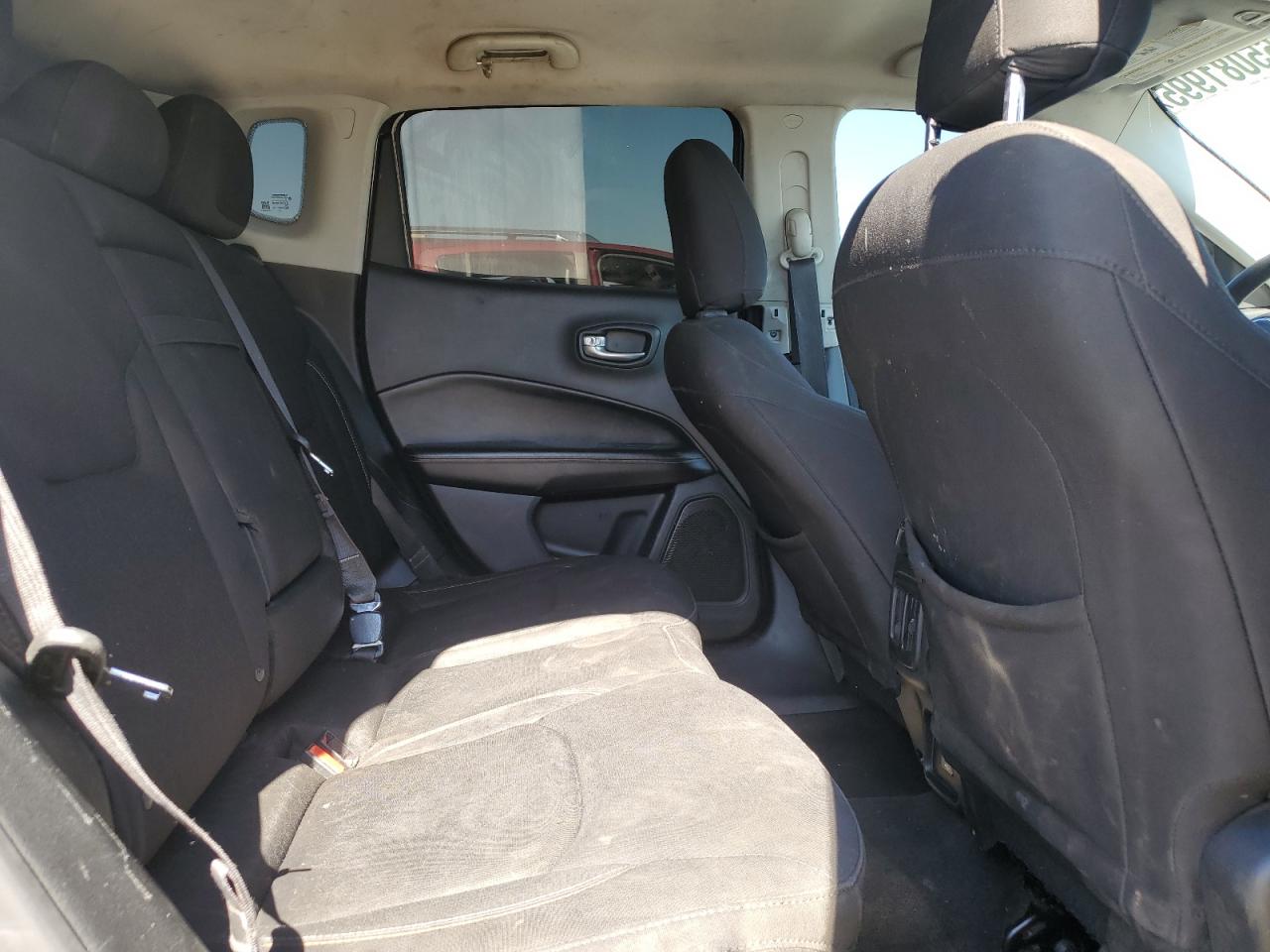 2017 Jeep Compass Sport VIN: 3C4NJCAB4HT629389 Lot: 65081995