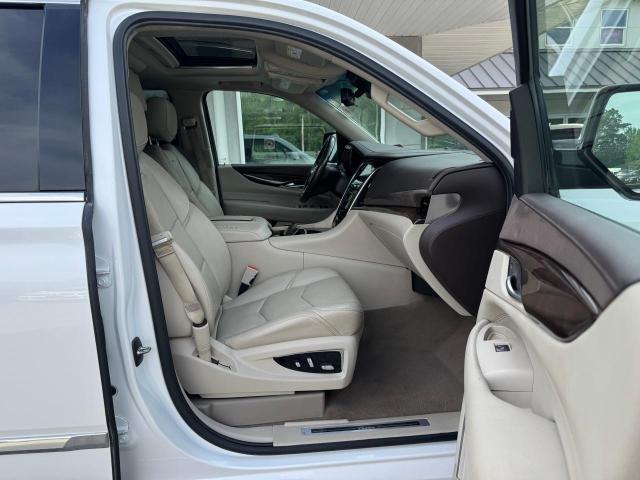 Parquets CADILLAC ESCALADE 2017 White