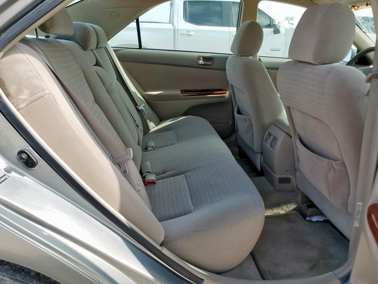 2005 Toyota Camry Le VIN: 4T1BE30KX5U624865 Lot: 64334645