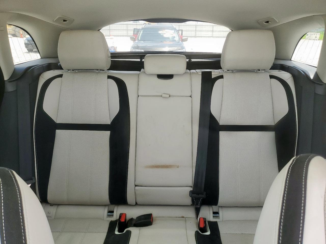 2019 Land Rover Range Rover Velar S VIN: SALYB2EX3KA786218 Lot: 64806285