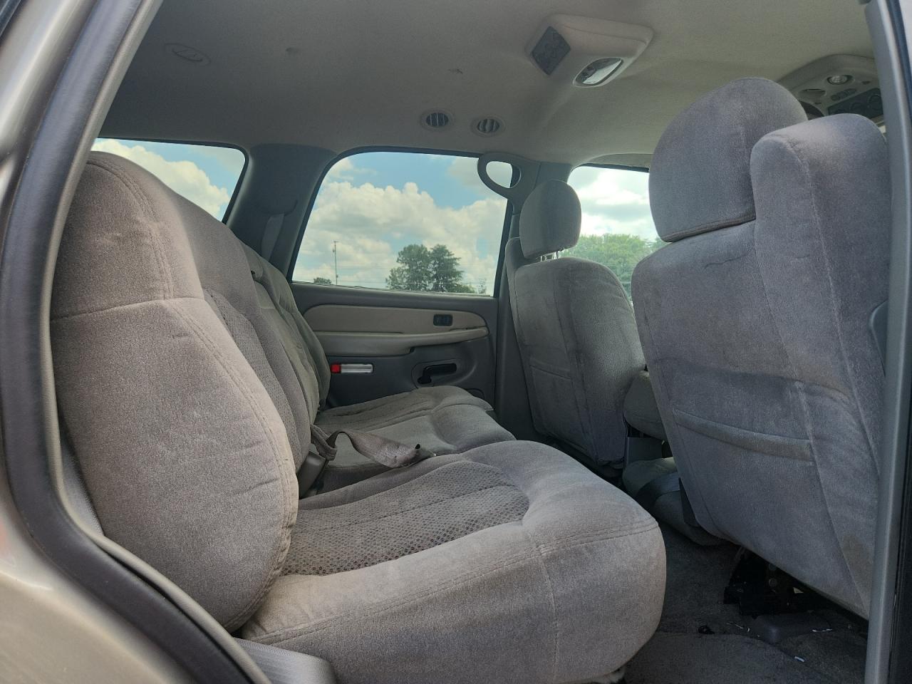 2002 Chevrolet Tahoe C1500 VIN: 1GNEC13V02R283418 Lot: 66376205