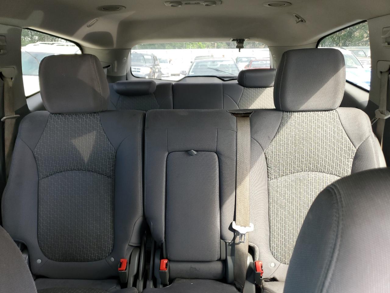 2011 Chevrolet Traverse Ls VIN: 1GNKVEED5BJ128841 Lot: 64611965
