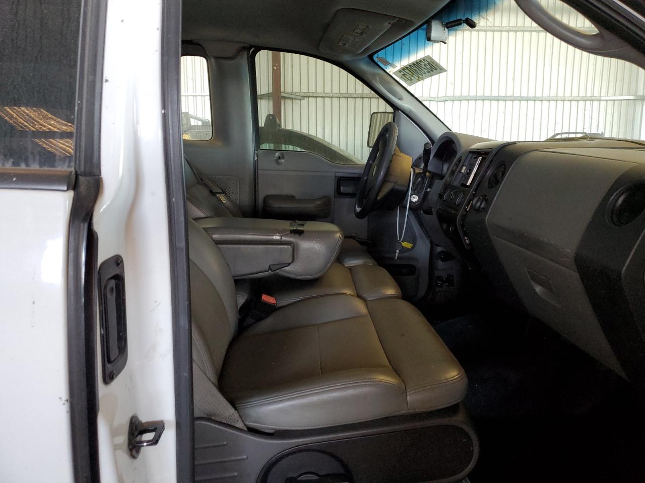 2005 Ford F150 VIN: 1FTRF122X5NB67681 Lot: 65203075
