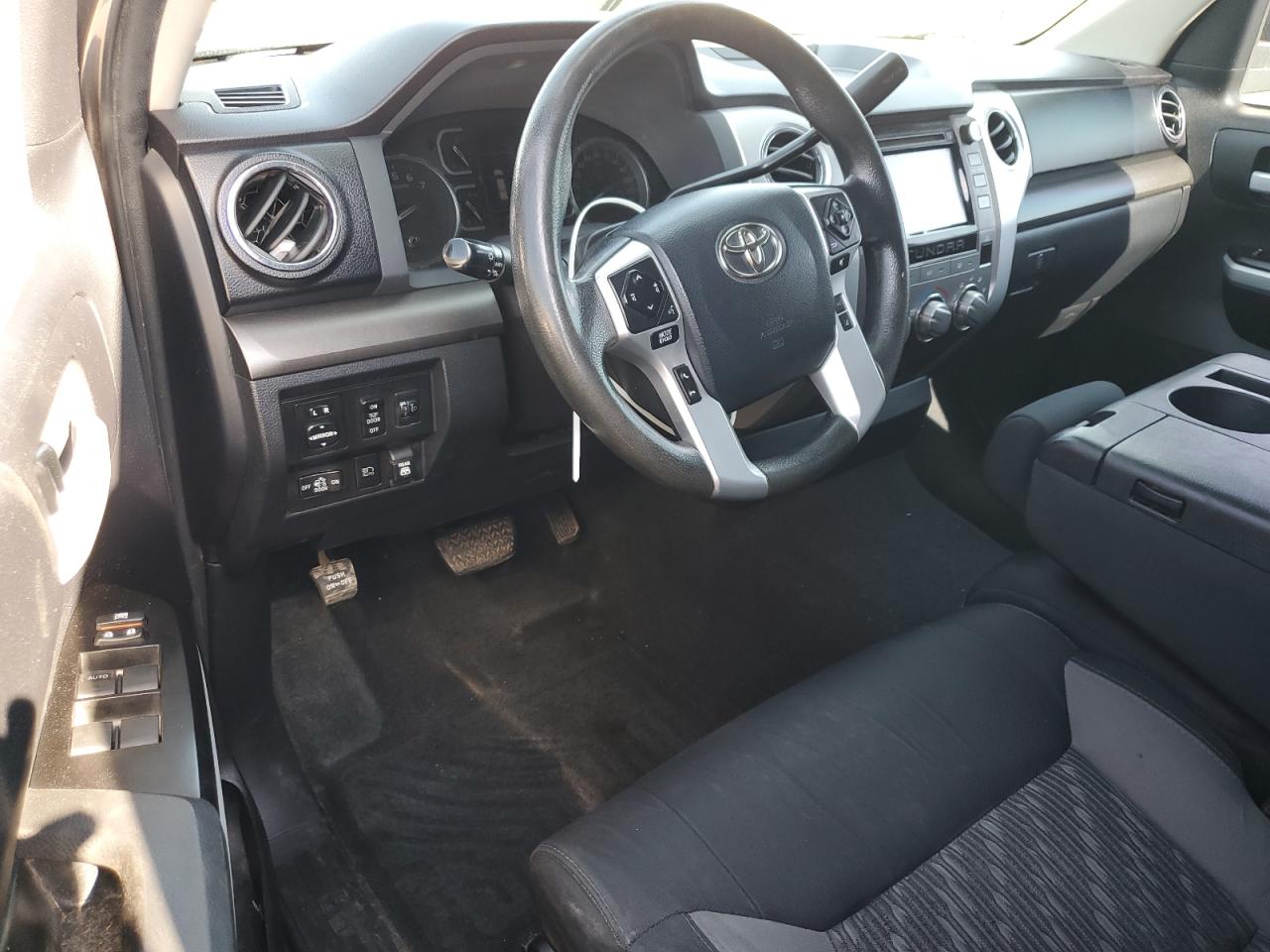2019 Toyota Tundra Crewmax Sr5 VIN: 5TFDY5F19KX830350 Lot: 64694145
