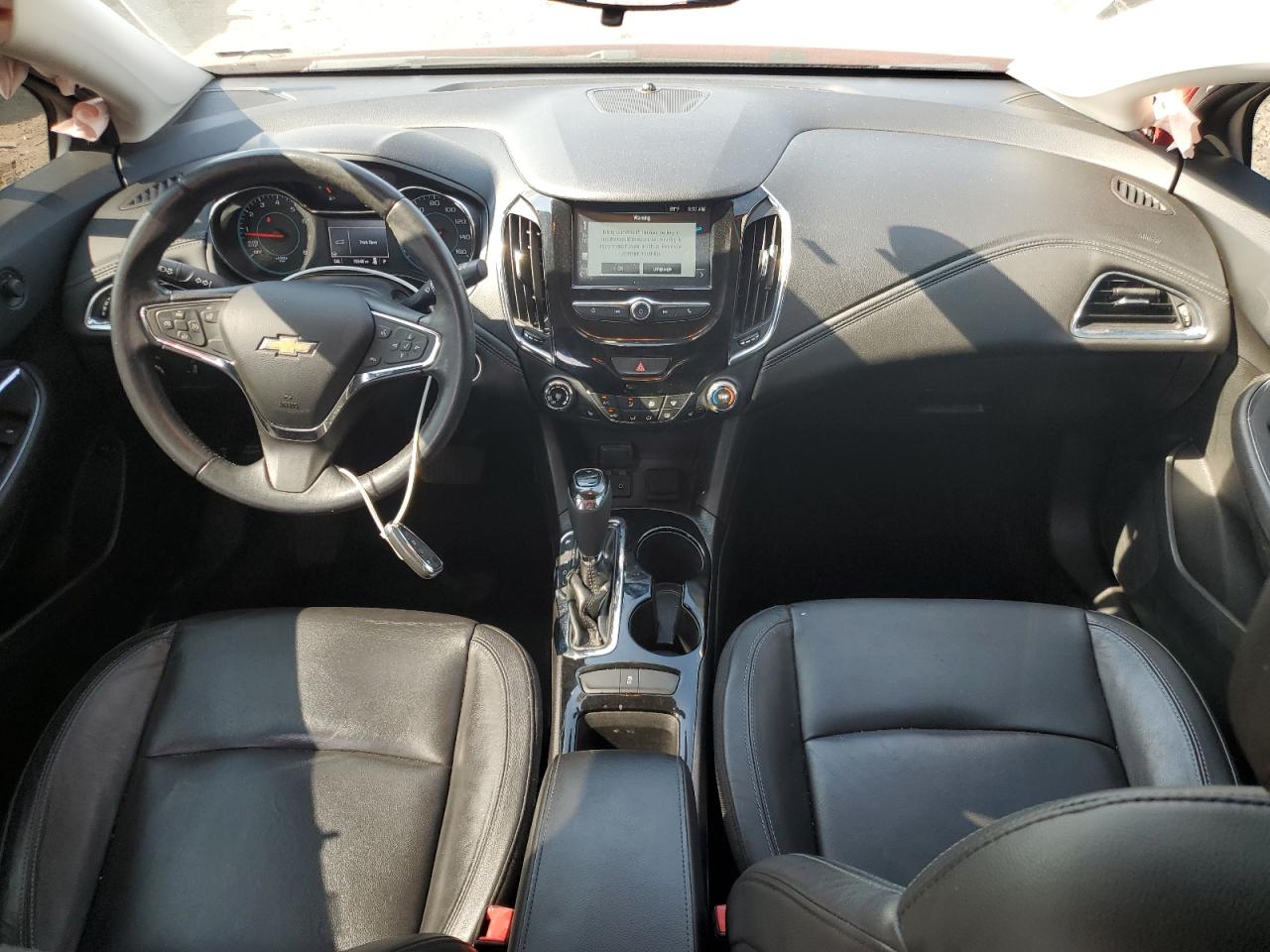 2018 Chevrolet Cruze Premier VIN: 1G1BF5SM5J7169260 Lot: 63040355