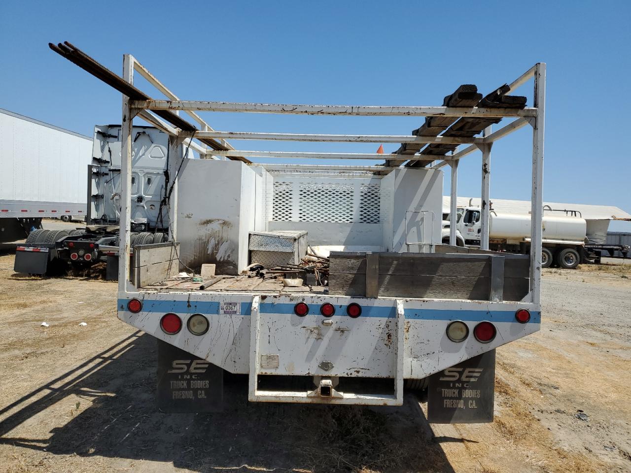 2003 Ford F450 Super Duty VIN: 1FDXF46S53EA89984 Lot: 60218635