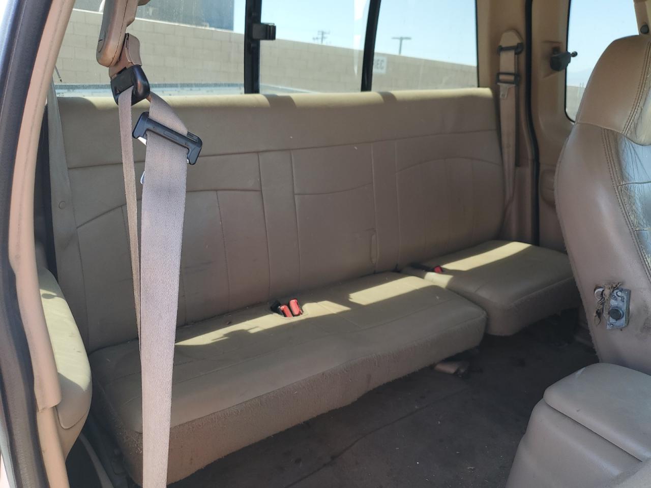 1999 Ford F150 VIN: 1FTRX18W7XKA55819 Lot: 64293245
