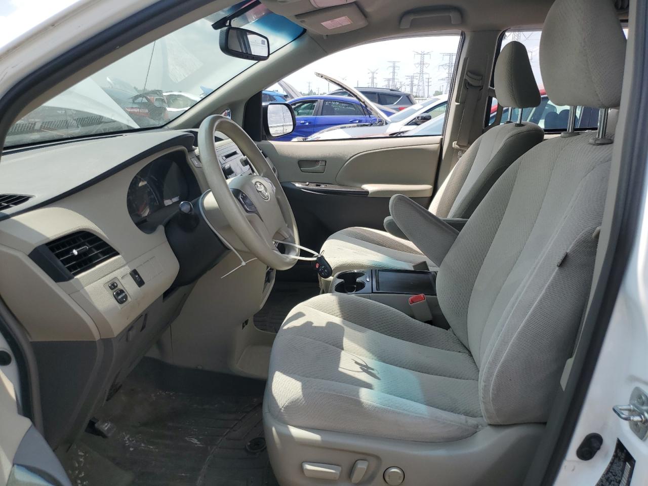 2014 Toyota Sienna Le VIN: 5TDKK3DC5ES419474 Lot: 64580885