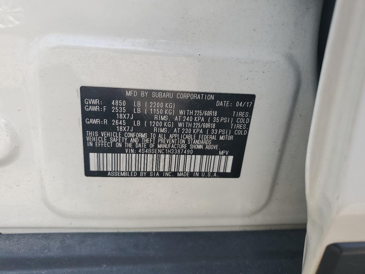 2017 Subaru Outback 3.6R Limited VIN: 4S4BSENC1H3387490 Lot: 65036855