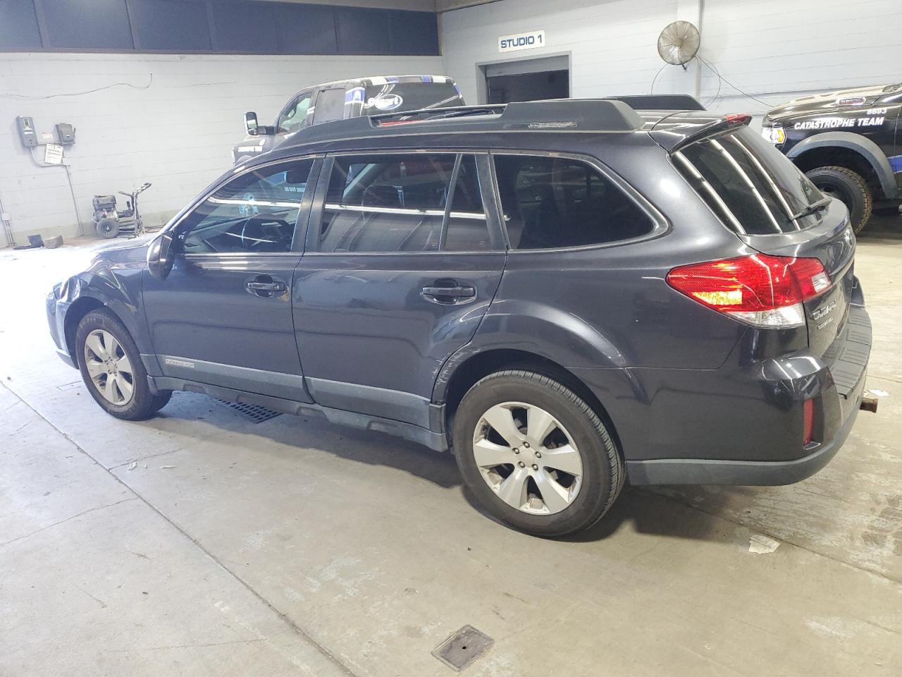 2010 Subaru Outback 3.6R Limited VIN: 4S4BRELC5A2365258 Lot: 62531925