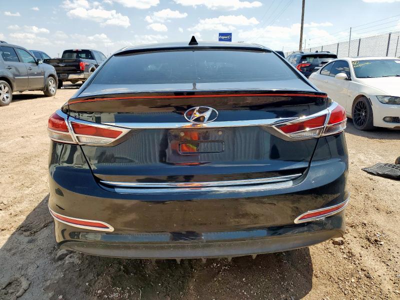  HYUNDAI ELANTRA 2017 Czarny