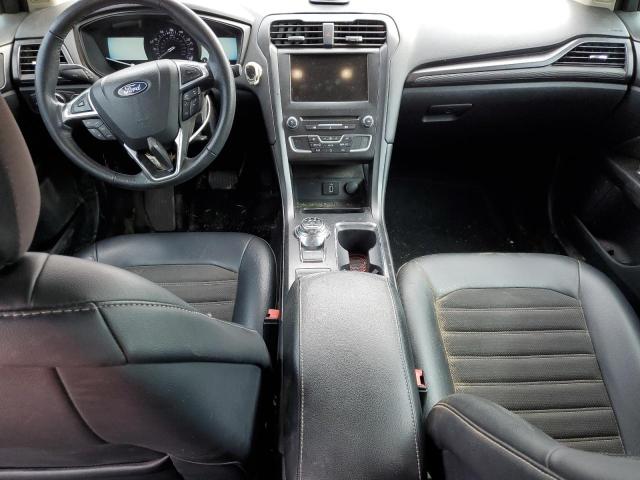  FORD FUSION 2018 Красный