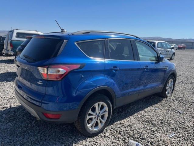  FORD ESCAPE 2018 Granatowy