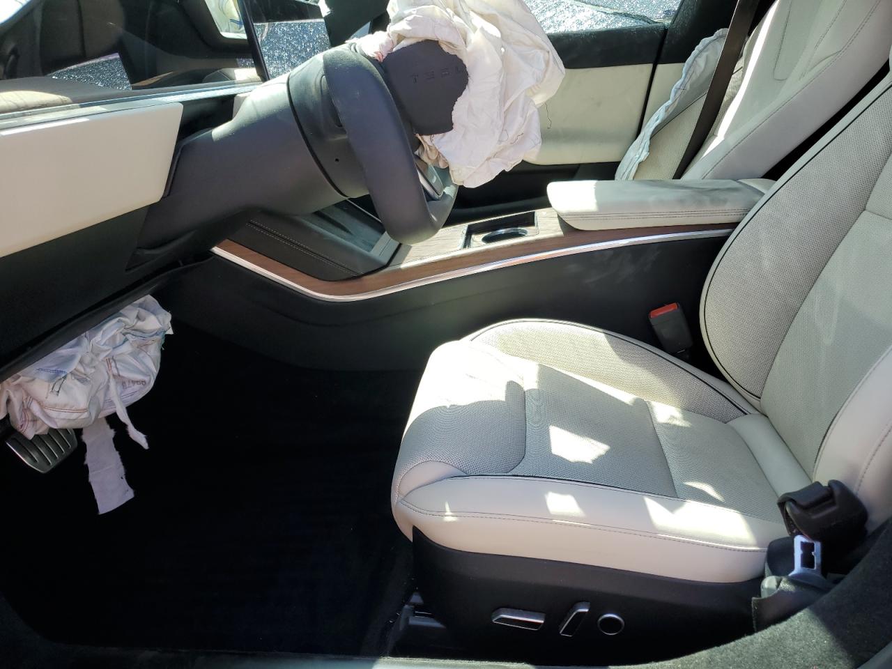 2021 Tesla Model S VIN: 5YJSA1E62MF449681 Lot: 65079905