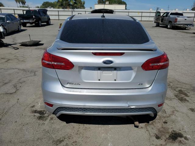  FORD FOCUS 2016 Серебристый