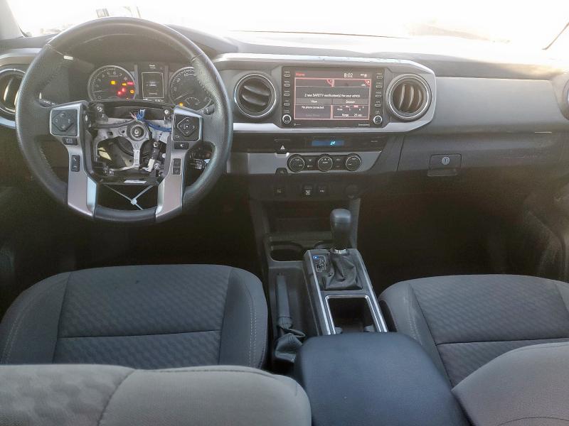  TOYOTA TACOMA 2022 Srebrny