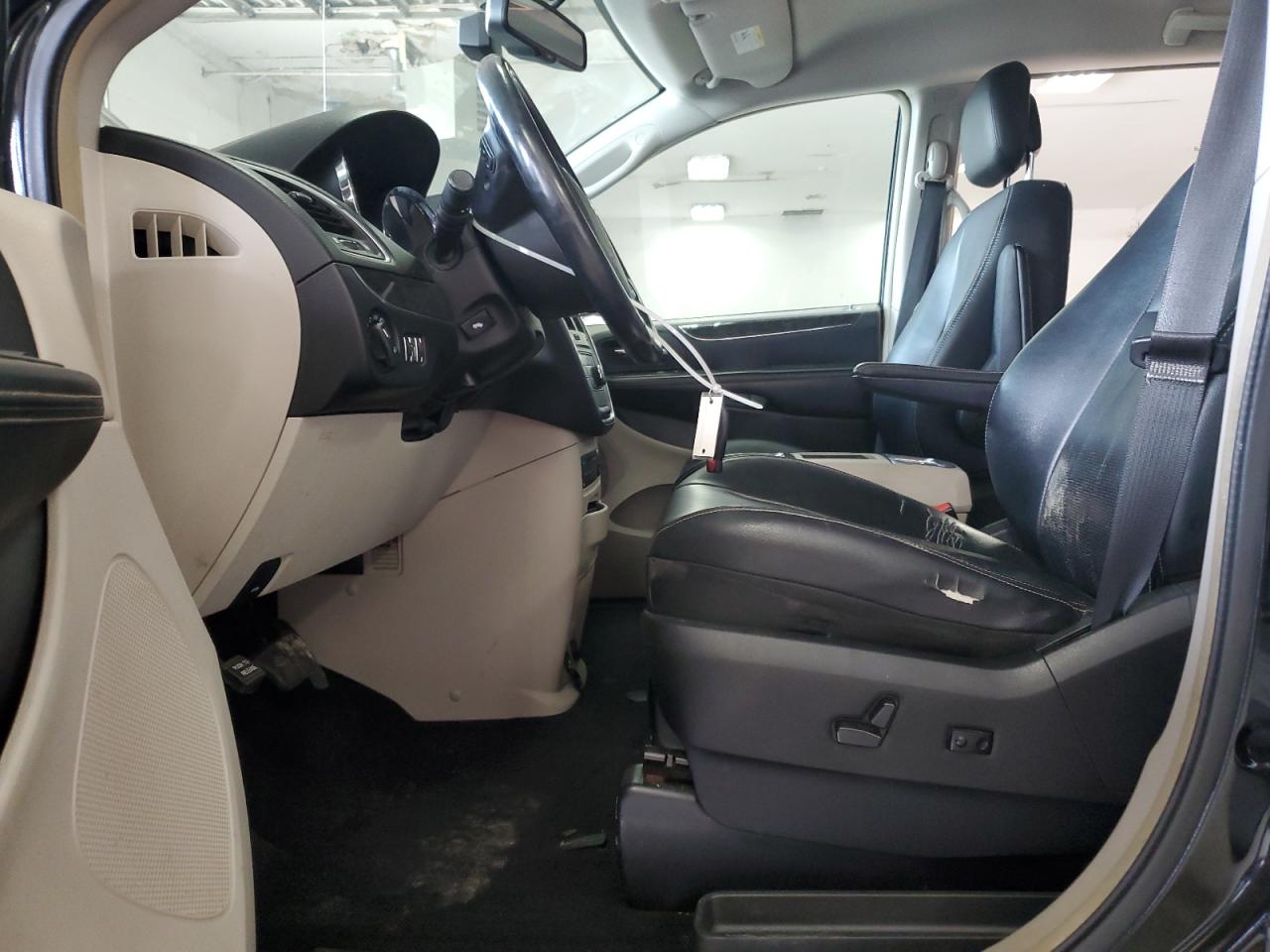 2012 Chrysler Town & Country Touring L VIN: 2C4RC1CGXCR137681 Lot: 64816305