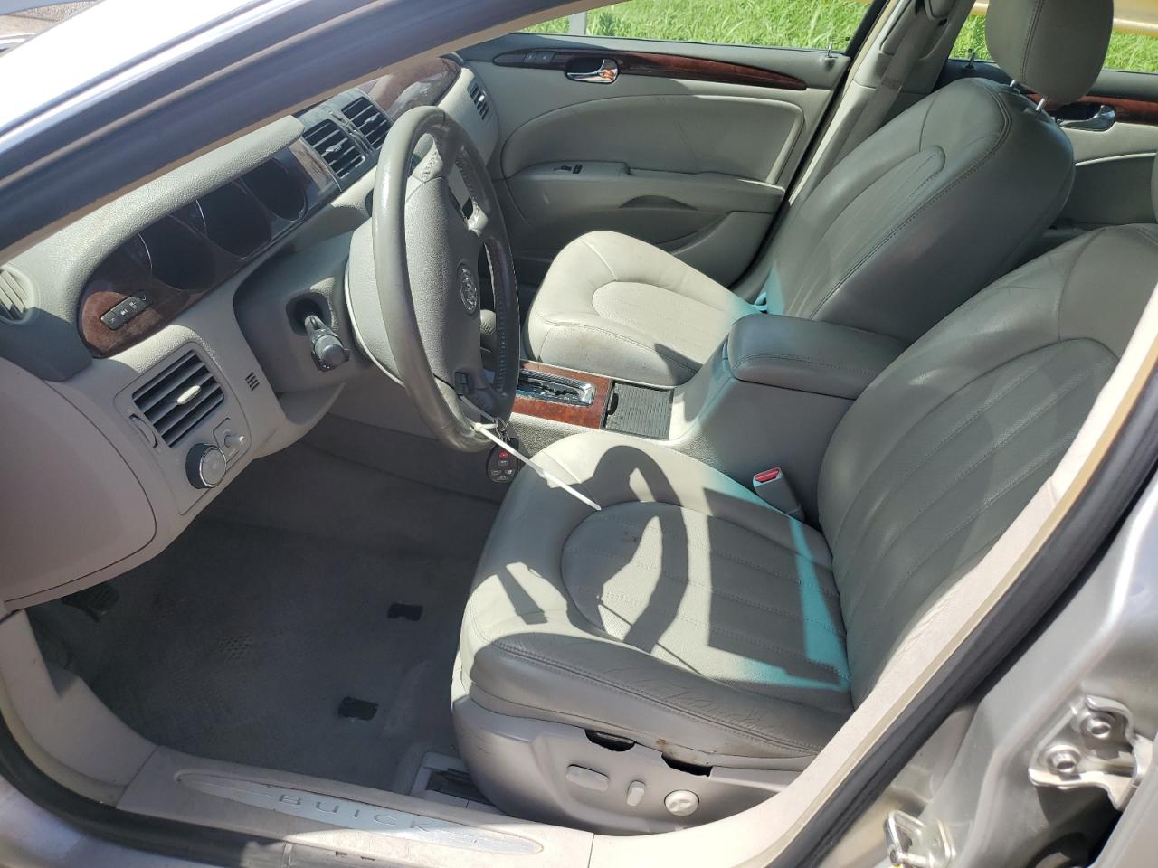 2008 Buick Lucerne Cxs VIN: 1G4HE57Y18U148655 Lot: 64305695