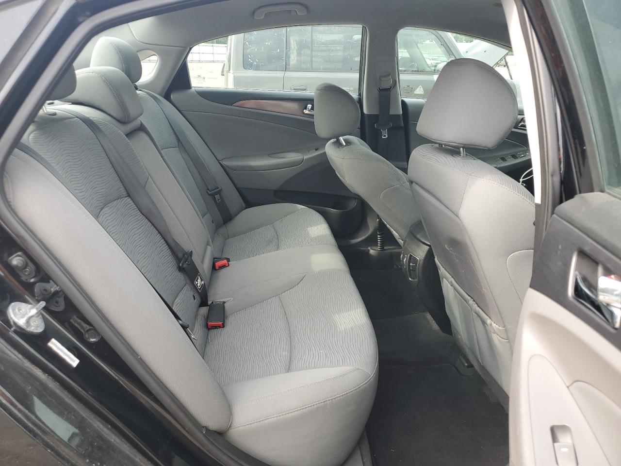 2013 Hyundai Sonata Hybrid VIN: KMHEC4A45DA096807 Lot: 64946035