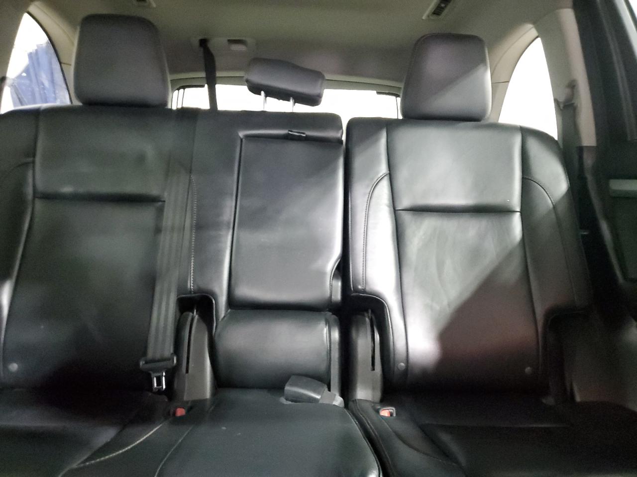 2016 Toyota Highlander Xle VIN: 5TDJKRFH8GS225807 Lot: 66722955