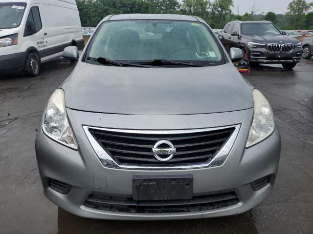  NISSAN VERSA 2014 Szary