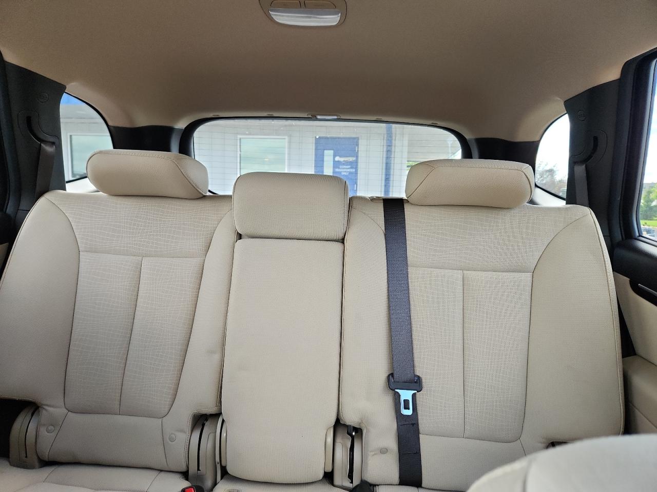 2012 Hyundai Santa Fe Gls VIN: 5XYZGDAG9CG131125 Lot: 65238145
