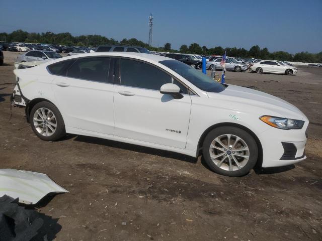  FORD FUSION 2019 Biały