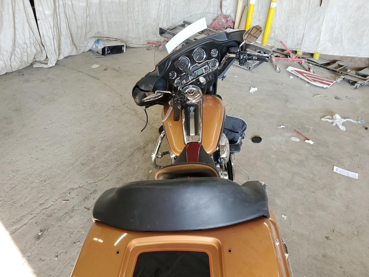 2008 Harley-Davidson Flhtcui 105Th Anniversary Edition VIN: 1HD1FC4418Y627285 Lot: 86307675