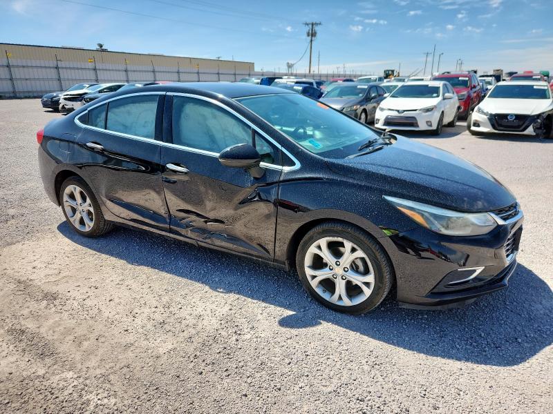  CHEVROLET CRUZE 2016 Czarny