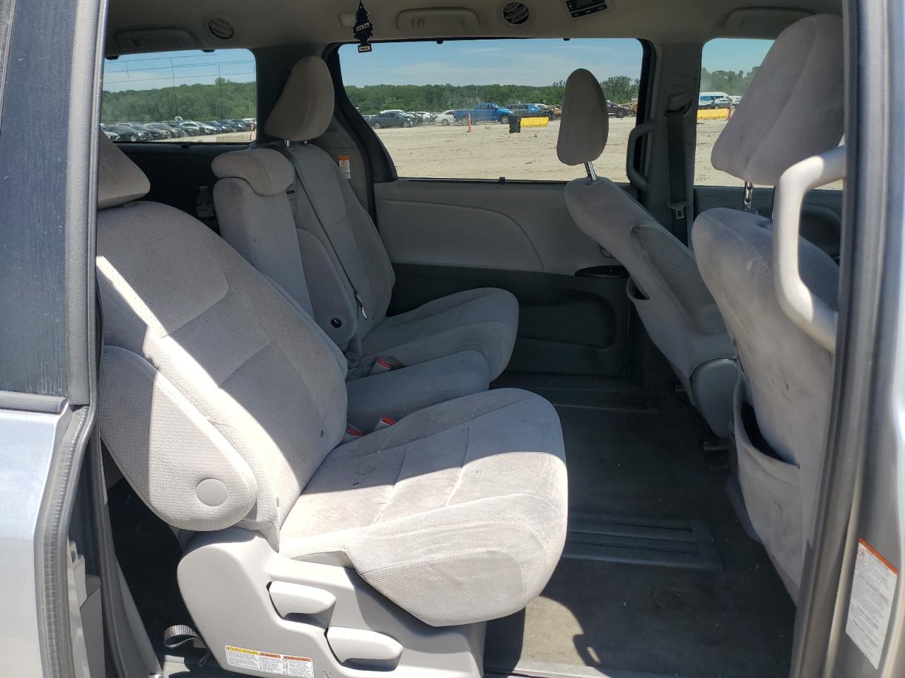 2016 Toyota Sienna Le VIN: 5TDKK3DC8GS755431 Lot: 63063585