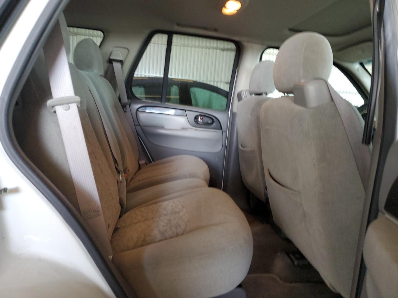 2005 GMC Envoy VIN: 1GKDT13S352192865 Lot: 60637835