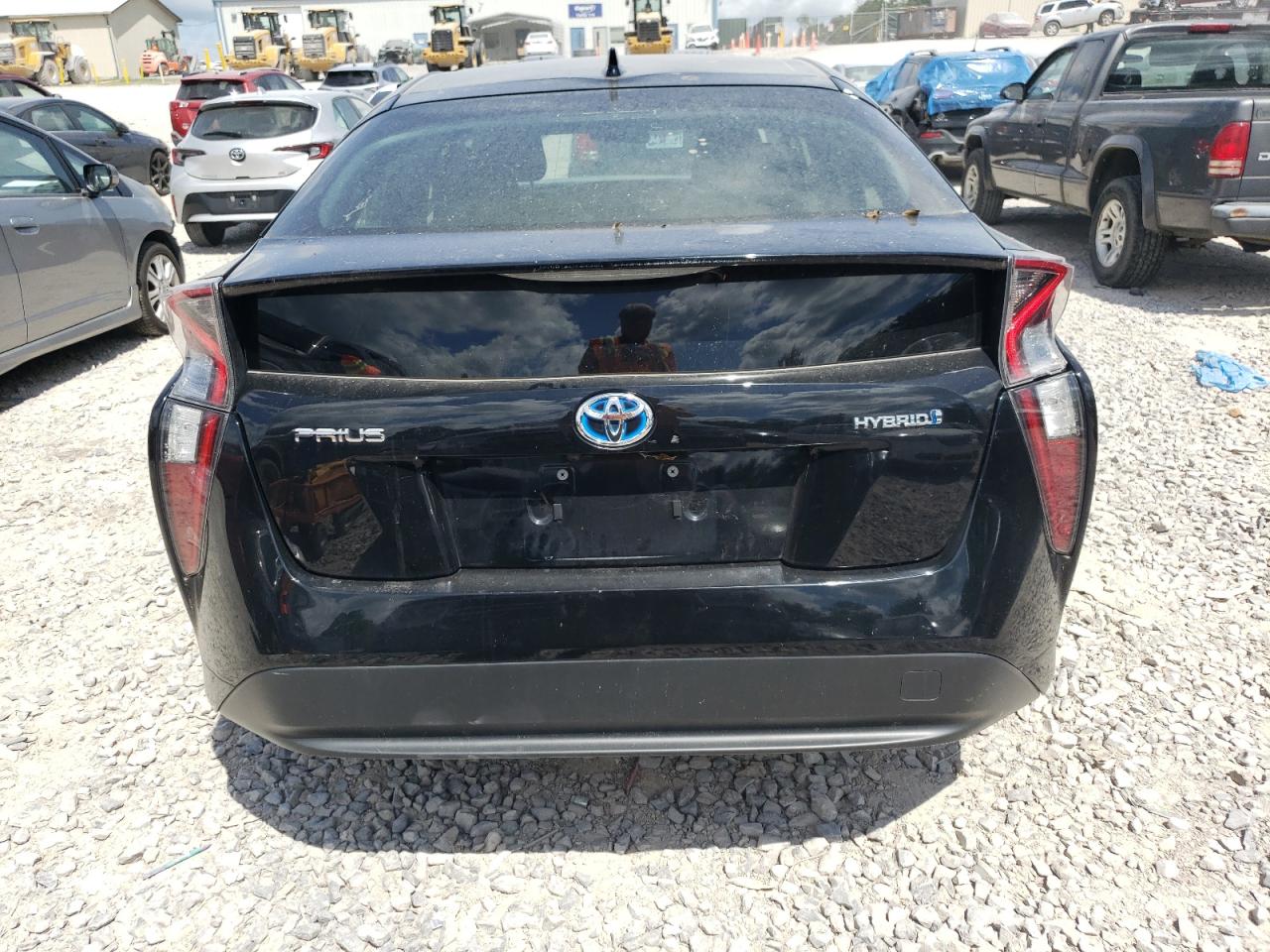 2018 Toyota Prius VIN: JTDKBRFUXJ3063463 Lot: 65644885