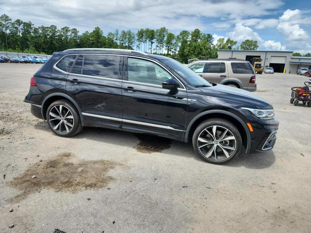  VOLKSWAGEN TIGUAN 2022 Czarny