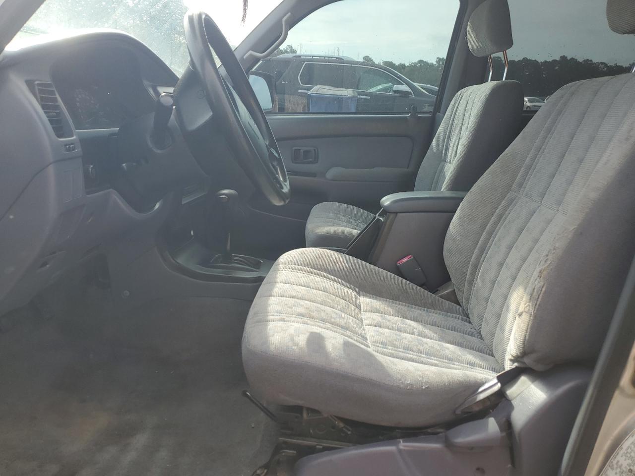 1999 Toyota 4Runner VIN: JT3GM84R5X0044567 Lot: 66592195